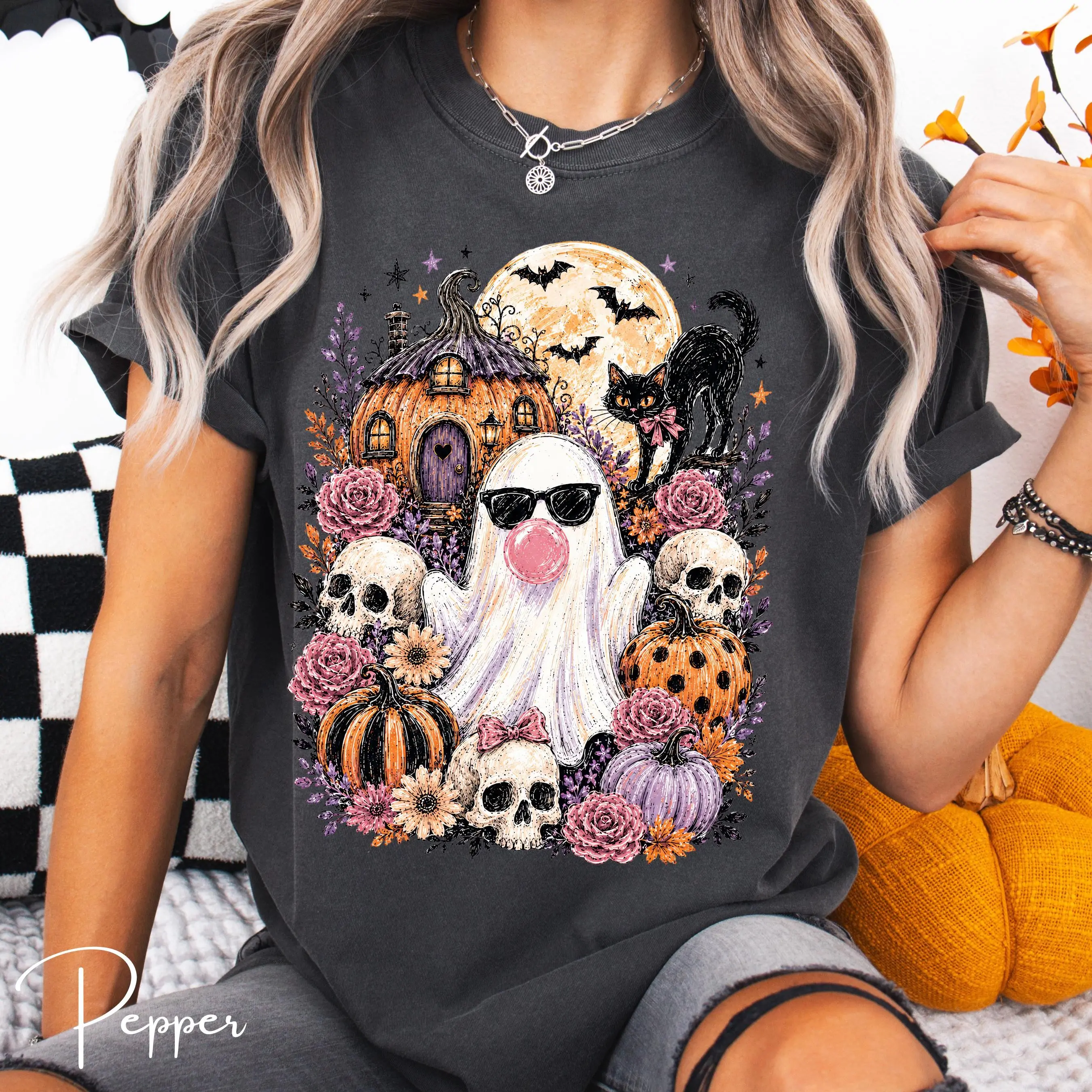 Comfort Colors 1717 Spooky Ghost Halloween Shirt, Cute Bubblegum Vintage Graphic Fall Tee for Women - photo 5