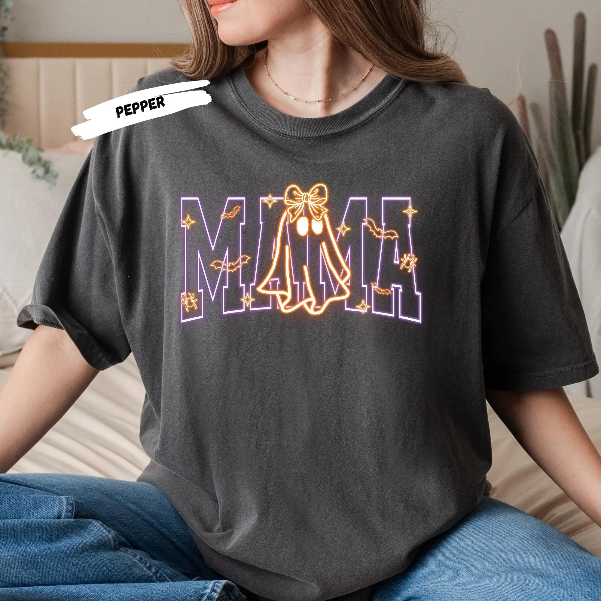 Spooky Ghost Mama Shirt: Comfort Colors Halloween Tee - photo 4