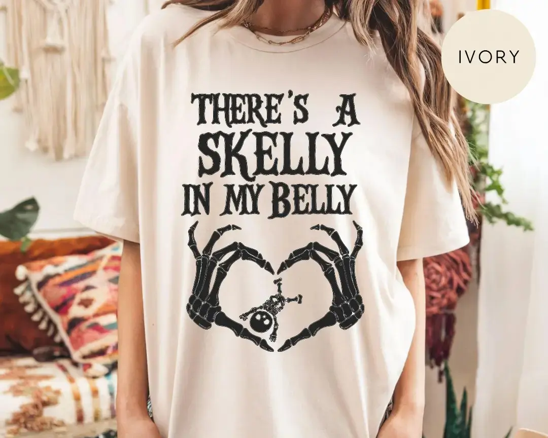 Comfort Colors Spooky Mama Halloween Pregnancy Shirt, Cute Fall Maternity Reveal Announcement Tee - photo 1