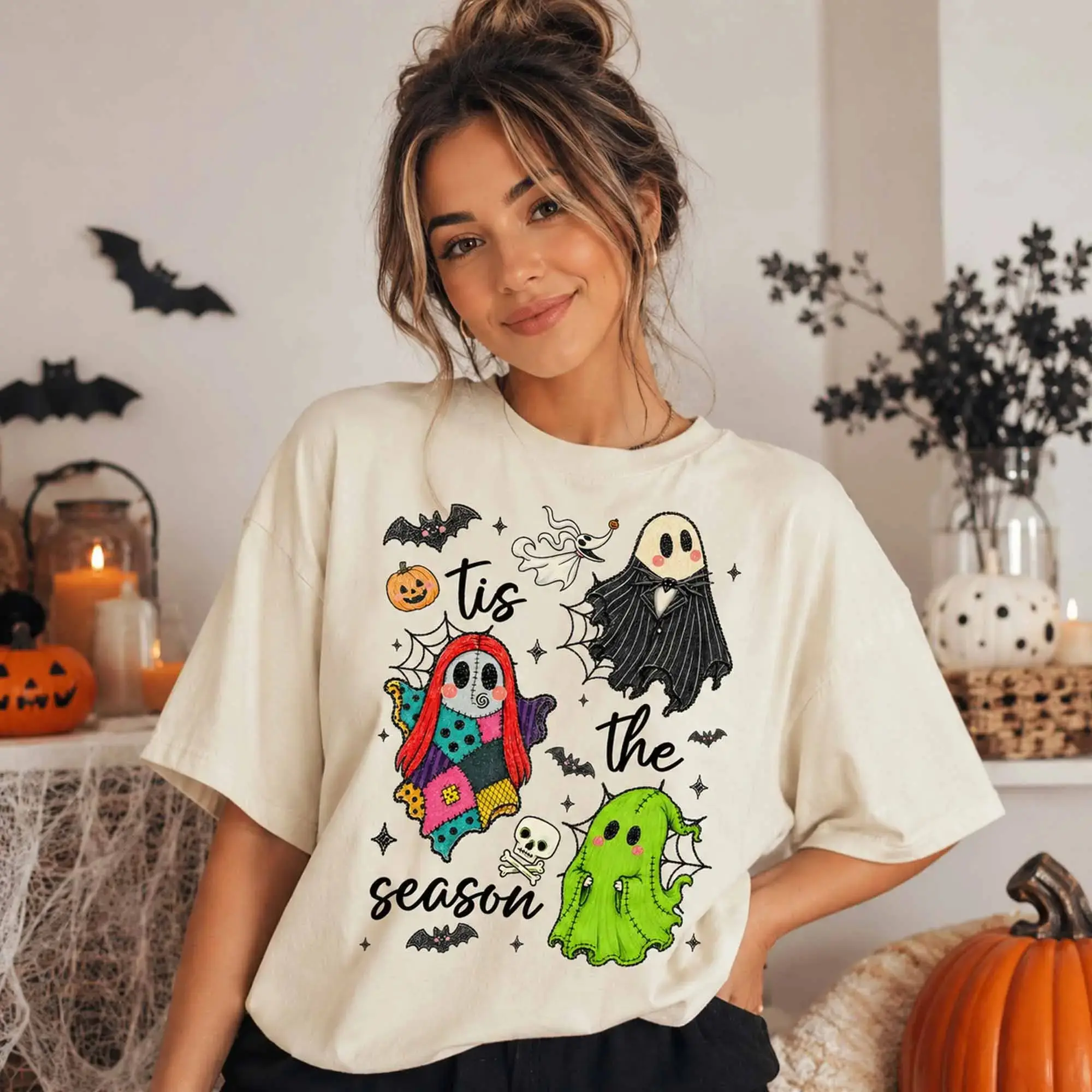 Tis The Season Spooky Vibes Shirt, Halloween Ghost Graphic Tee, Creepy Horror Fall Style Design