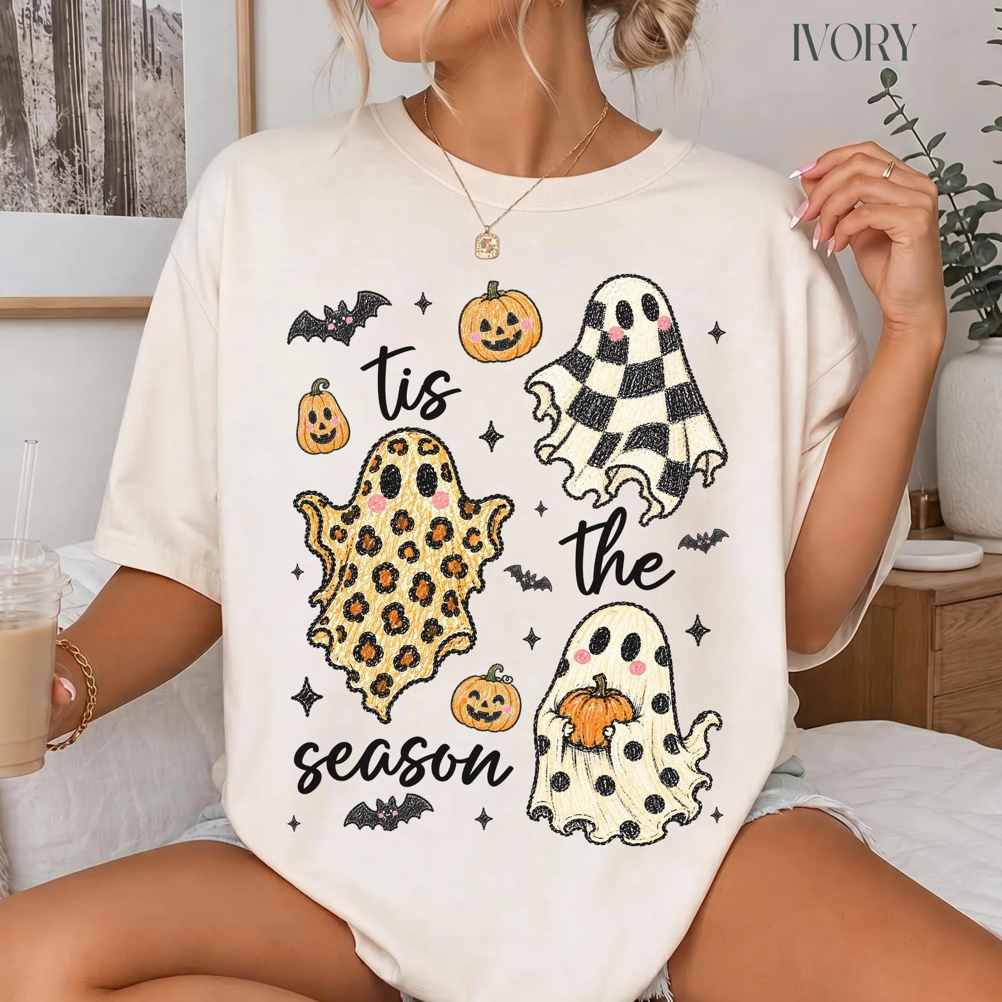 Tis the Season Fall Shirt, Retro Ghost Pumpkin Lover Halloween Graphic Tee Gift for Women