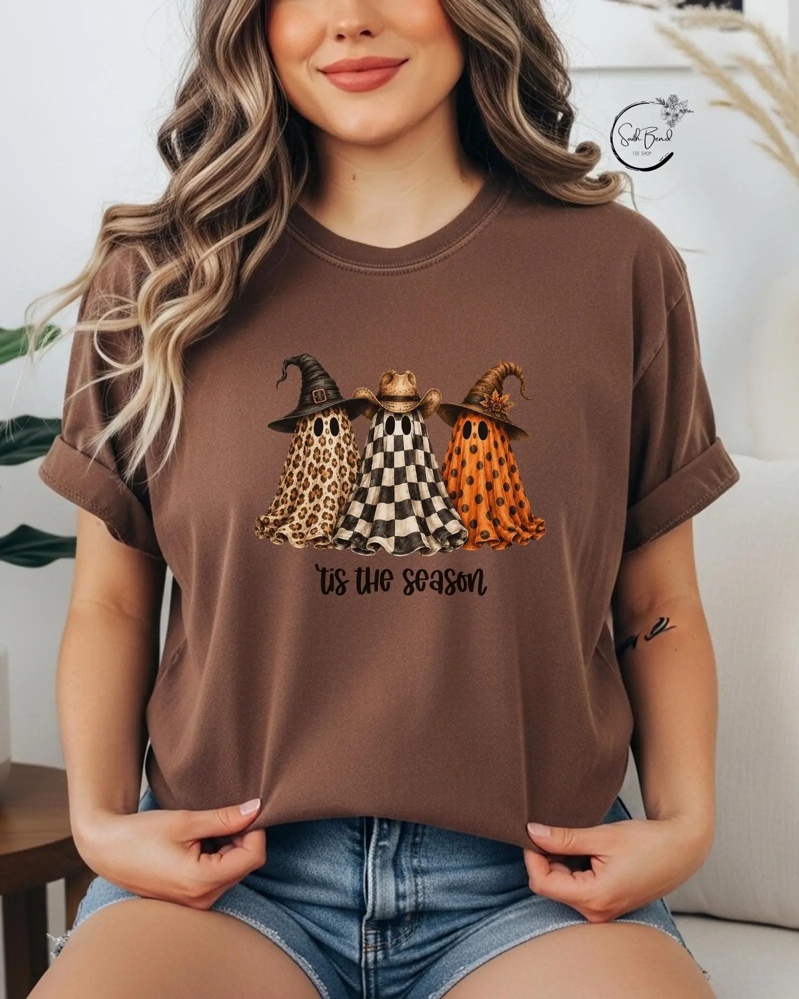 Comfort Colors Tis The Season Ghosts T-Shirt, Trending Halloween Fall Graphic Tee