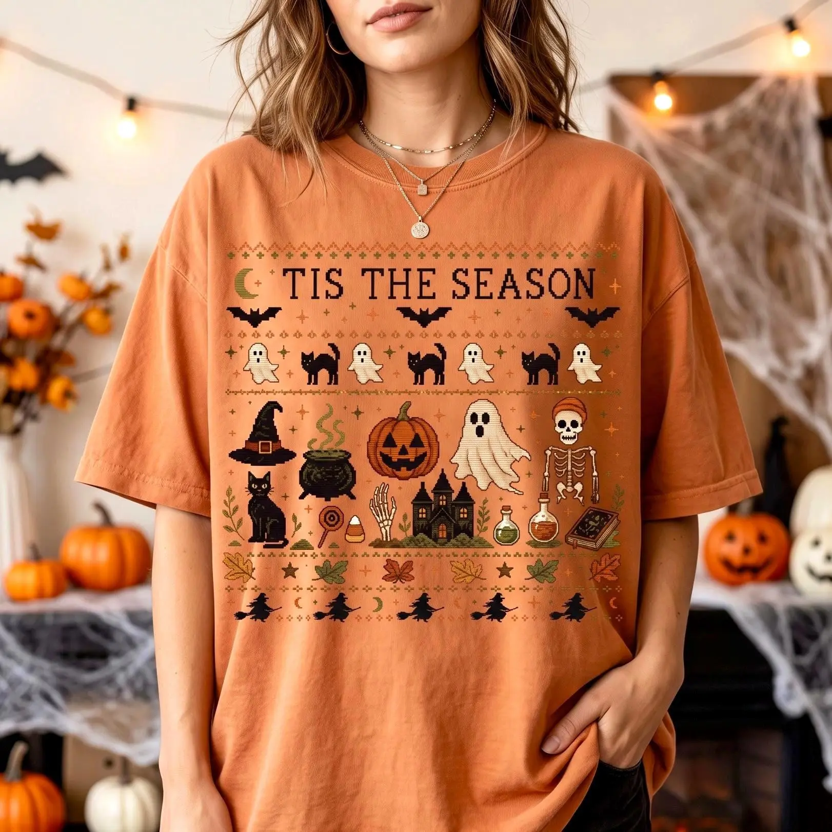 Tis The Season Halloween Shirt, Vintage Ghost Pumpkin Black Cat Graphic Tee, Cute Retro Spooky Womens Unisex Fall Top