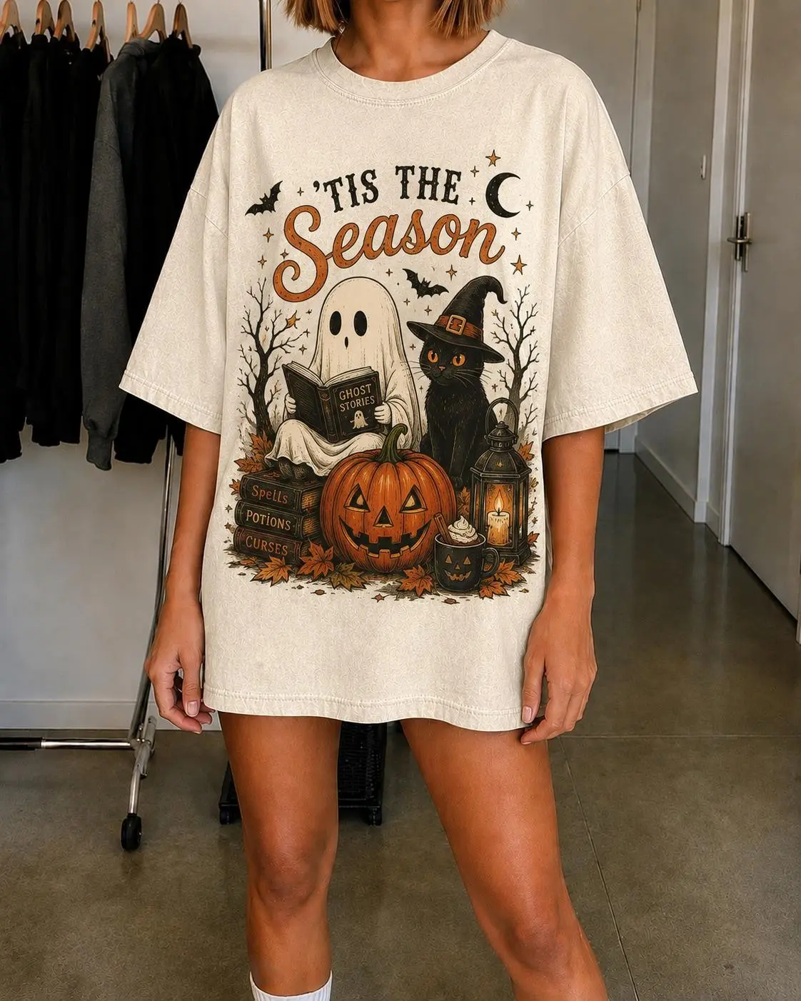 Tis The Season Halloween Sweatshirt, Vintage Ghost Black Cat Pumpkin Witchy Fall Graphic Crewneck