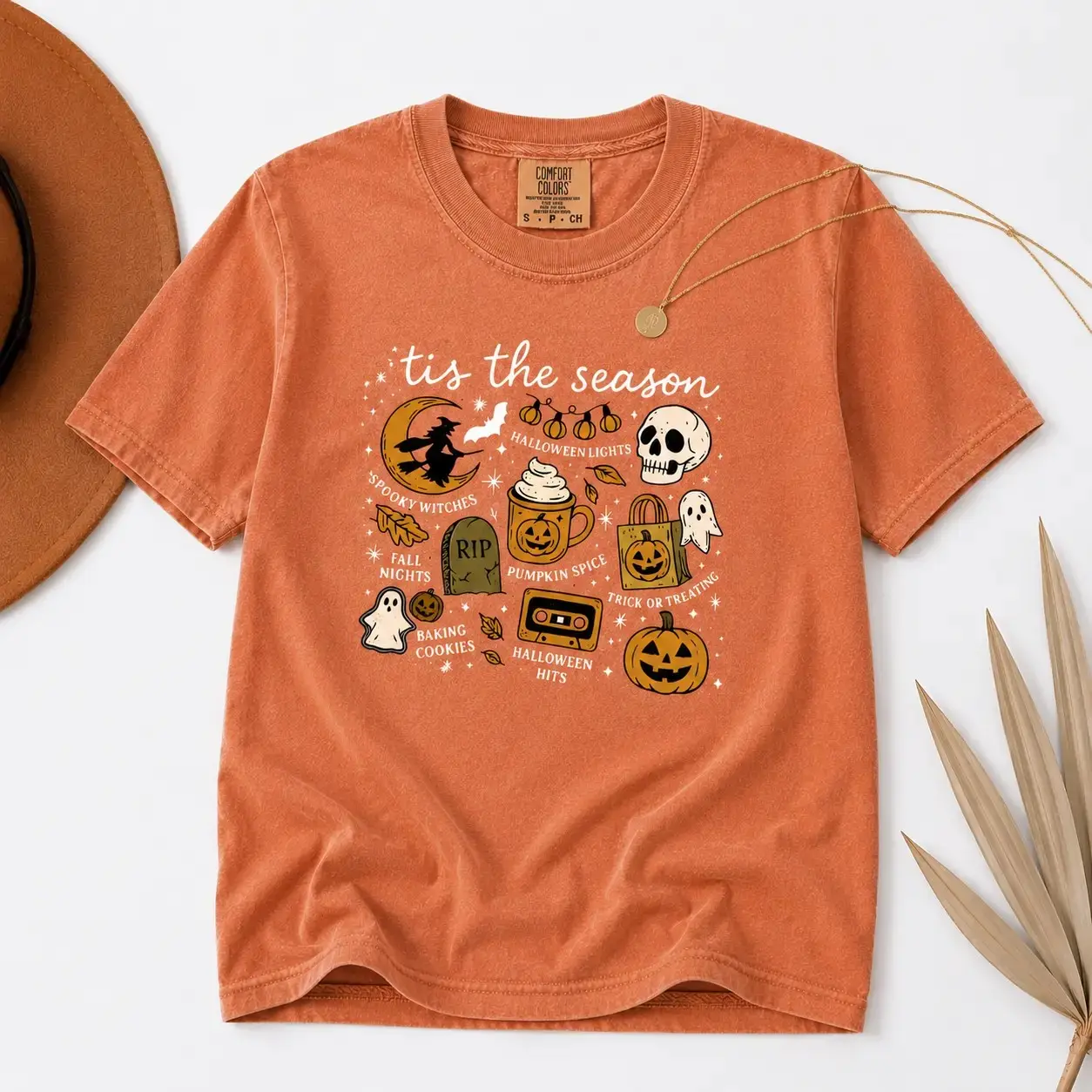 Tis The Season Halloween T-Shirt, Comfort Colors Cute Coquette Fall Tee, Retro Pumpkin Spice Spooky Witch Ghost Trick Or Treat Top