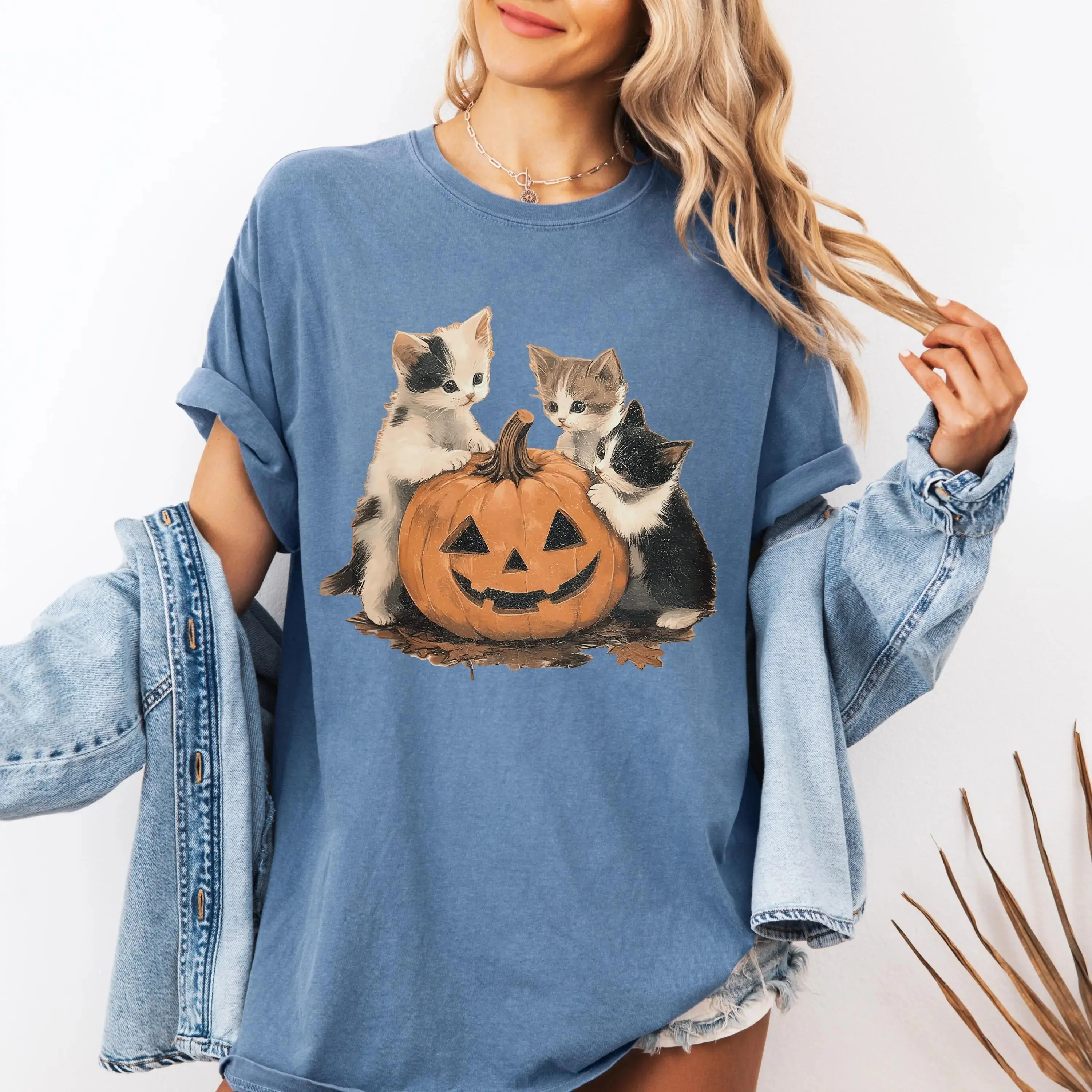 Vintage 90s Black Cat Halloween Sweatshirt for Women, Retro Spooky Season Crewneck, Cute Cat Lover Pumpkin Fall Graphic Top - photo 2