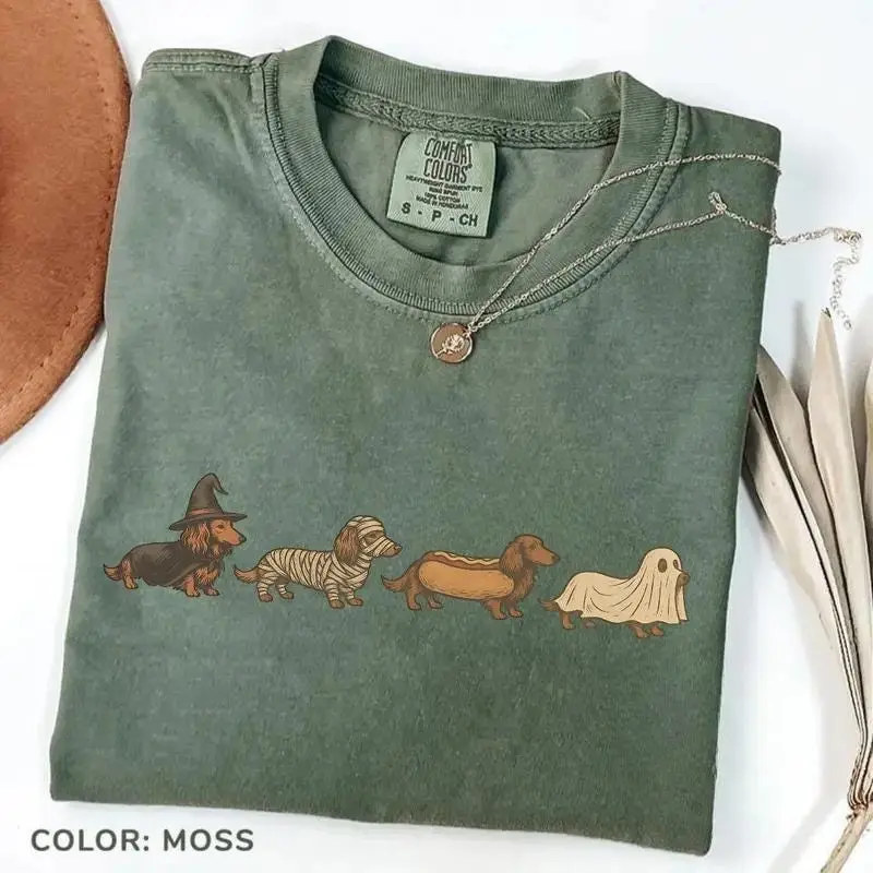 Vintage Art Dachshund Comfort Colors T-Shirt, Womens Halloween Costume Tee, Weiner Dog Graphic Retro Short Sleeve Shirt