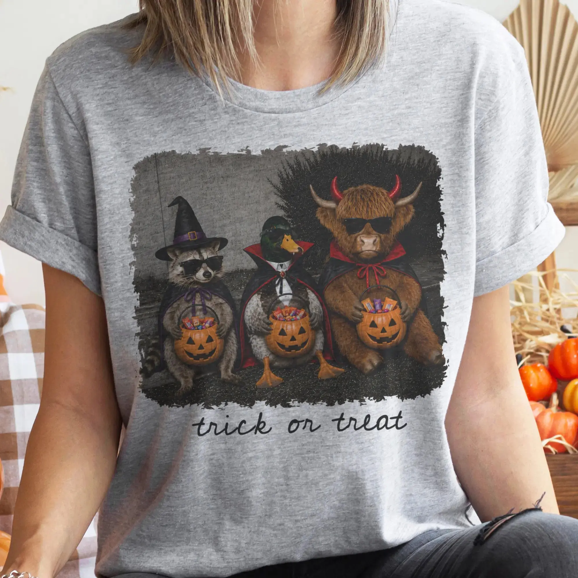 Vintage Halloween Raccoon Graphic Tee, Womens Funny Highland Cow Duck Witch Dracula Animal Costume Shirt, Cute Fall Top - photo 2