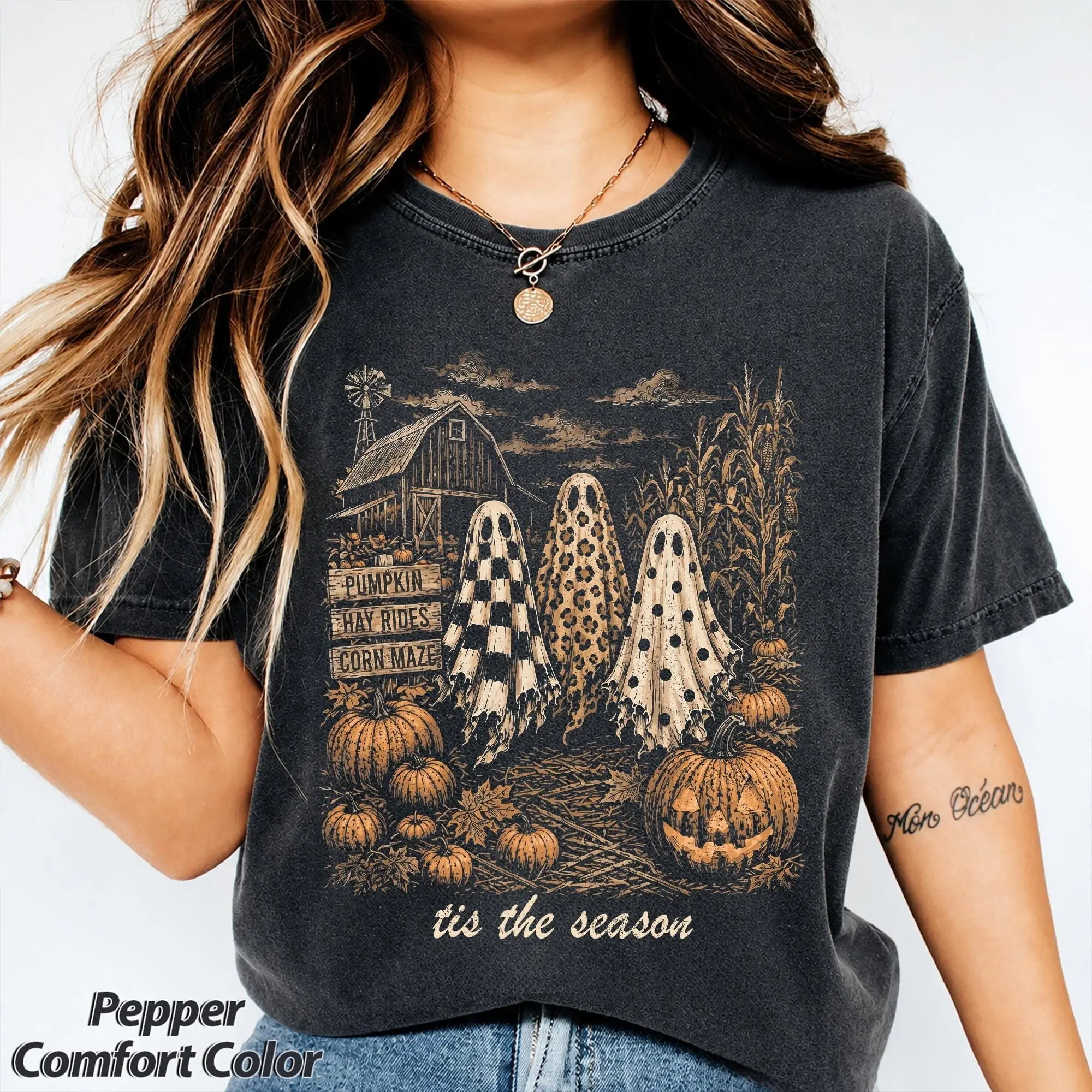 Vintage Tis The Season Ghost Trio Shirt, Pumpkin Hay Ride Corn Maze Retro Farmhouse Halloween Tee, Womens Trendy Fall Top
