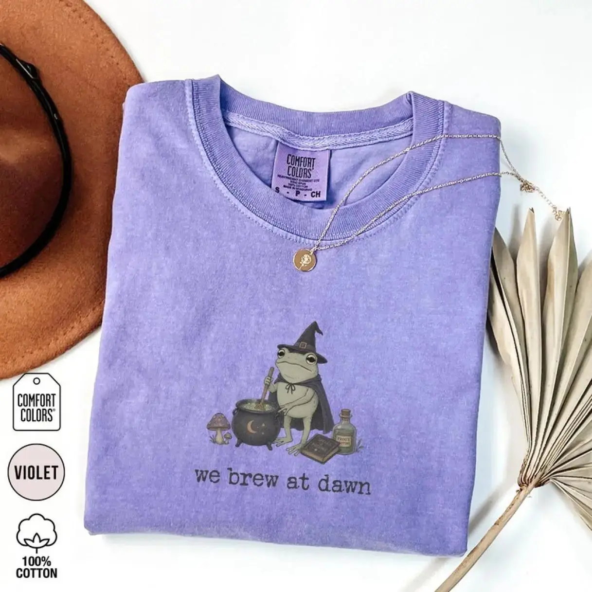 Witchy Frog Halloween Shirt, Comfort Colors Retro Witch Tee, Spooky Cottagecore Fall Autumn Graphic Toad Lover Gift for Women - photo 5