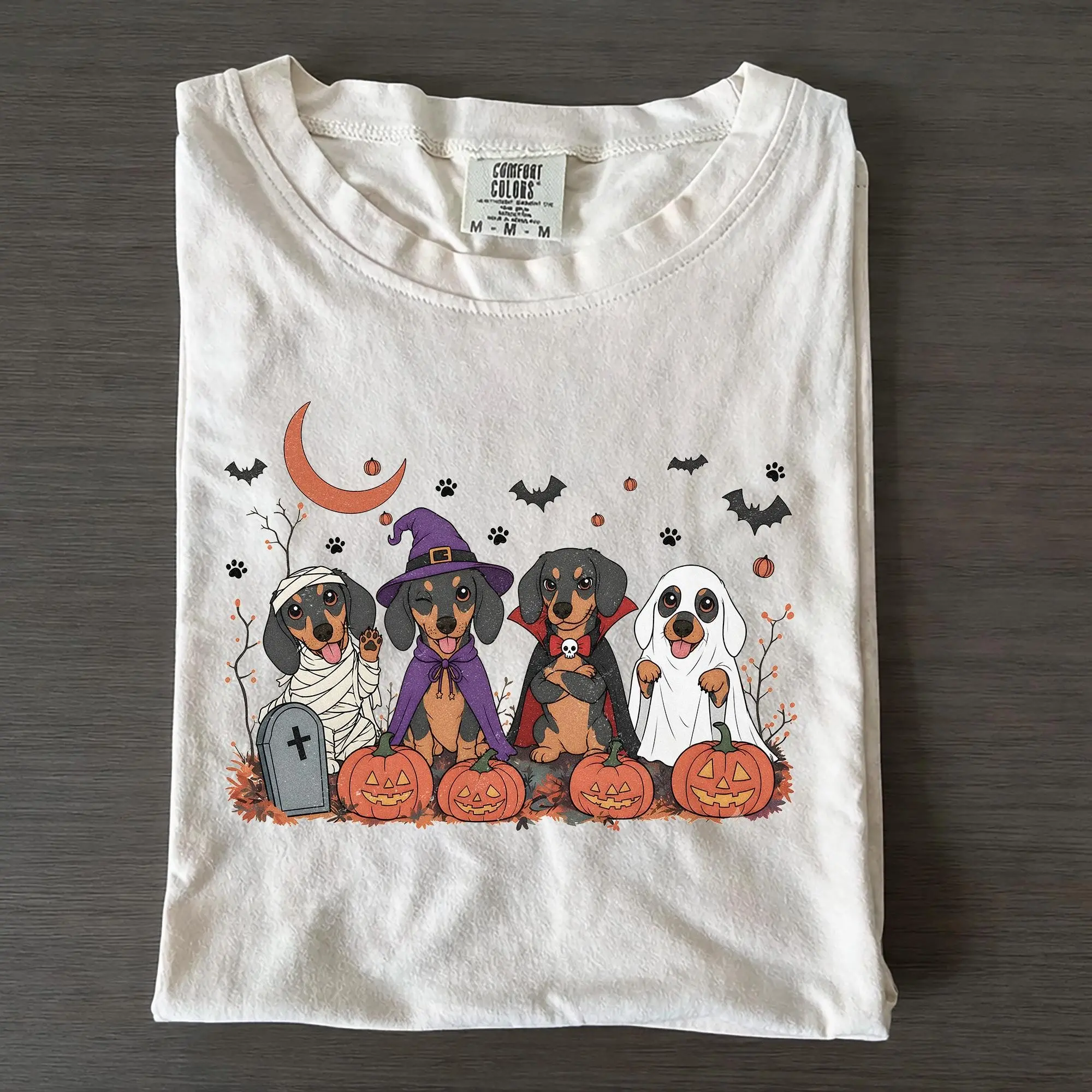Womens Dachshund Halloween T-Shirt, Spooky Wiener Dog Print Crew Neck Short Sleeve Classic Fit Cotton Tee