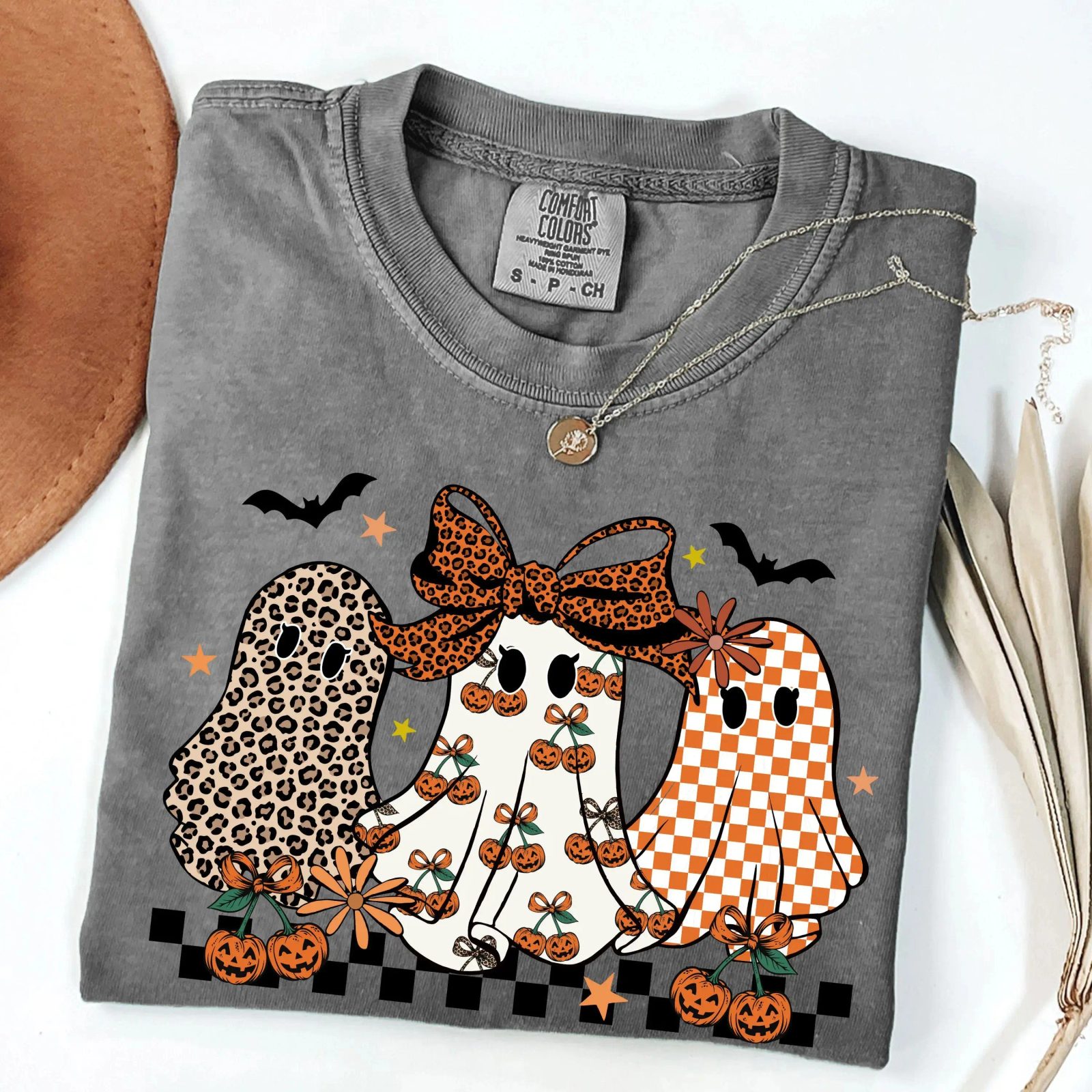 Comfort Colors Leopard Ghost Shirt, Checkered Pumpkin Halloween Tee, Coquette Fall Gift for Her — photo 3